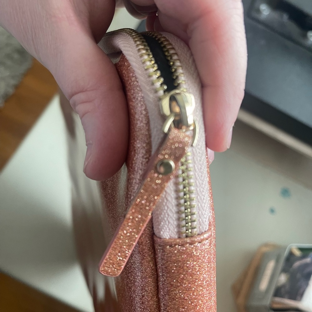 Kate Spade Computer Sleeve - Picture 4 of 5